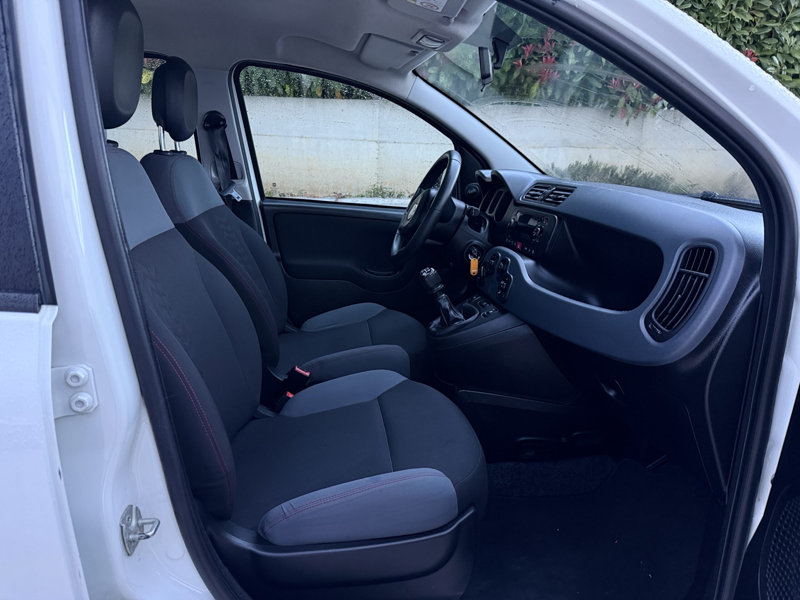 
								Fiat New Panda 1.2 cv 70 Lounge. Euro 6B completo									