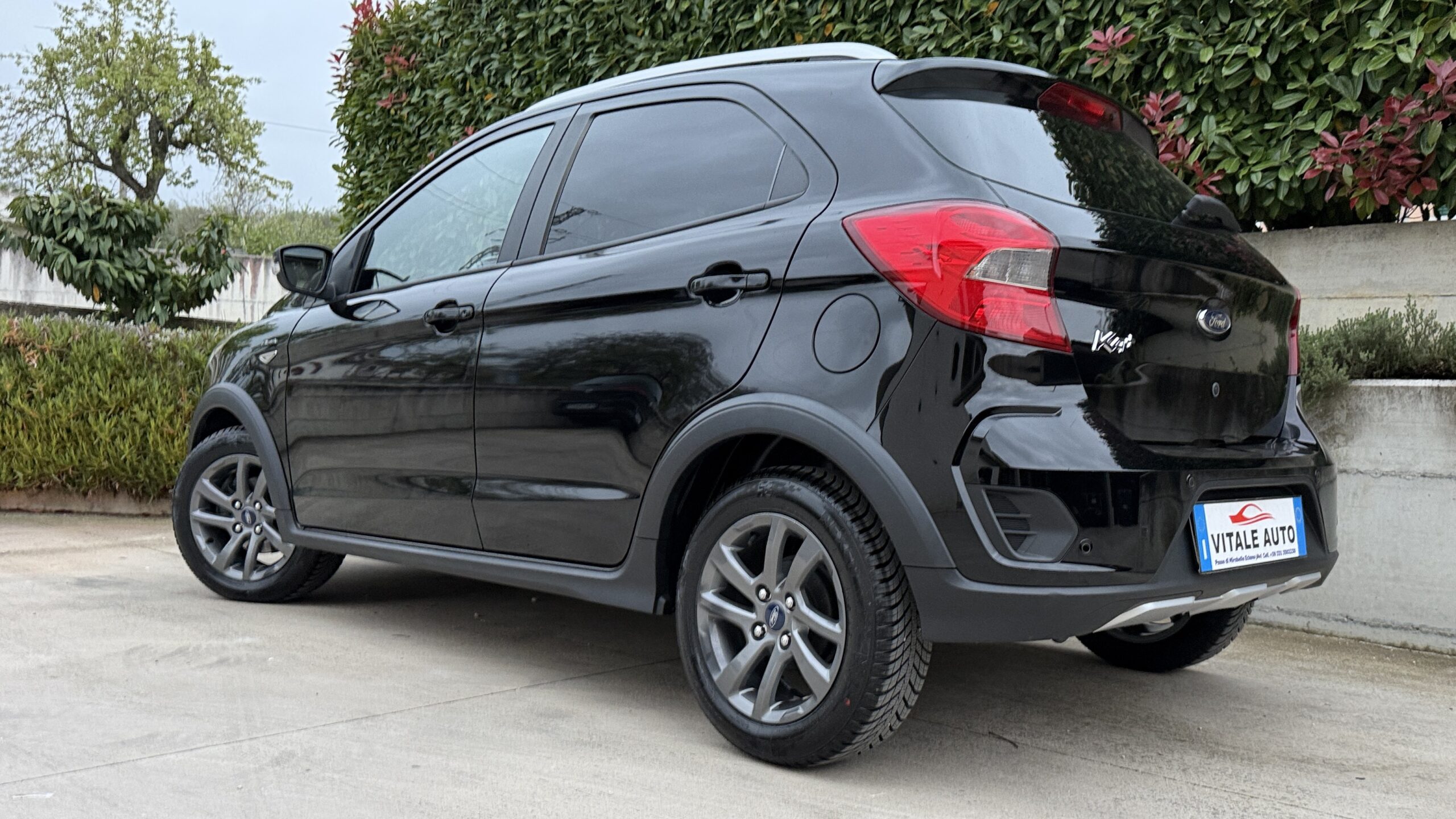 
								Ford Ka+ 1.2 Active (Euro 6D) completo									