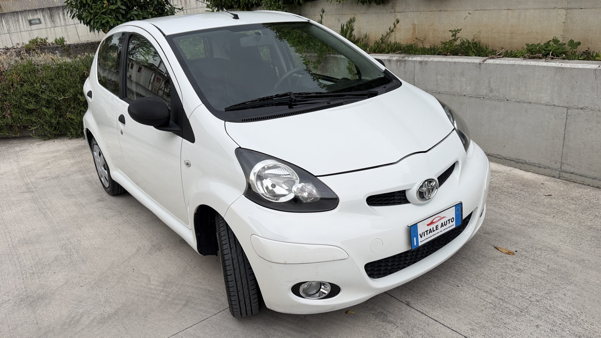  Toyota Aygo 1.0 12 V VVT (Euro 5)5 porte Connect Km 68000.