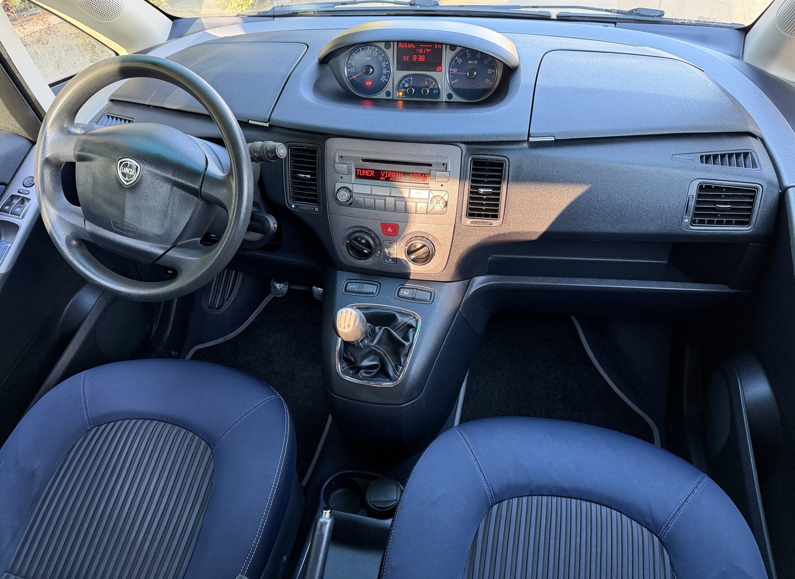 
								Lancia musa 1.3 MJT 90 CV Oro plus adatta neopatentati completo									