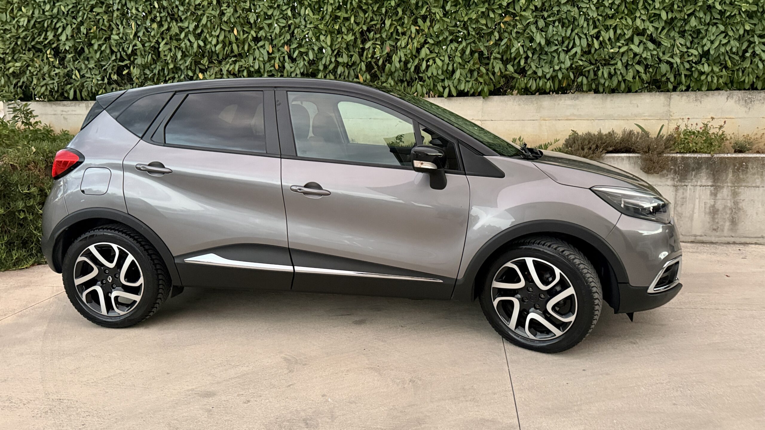Renault Captur 1.5 dCi 8V 90 CV EDC Energy Adatta a neopatentati