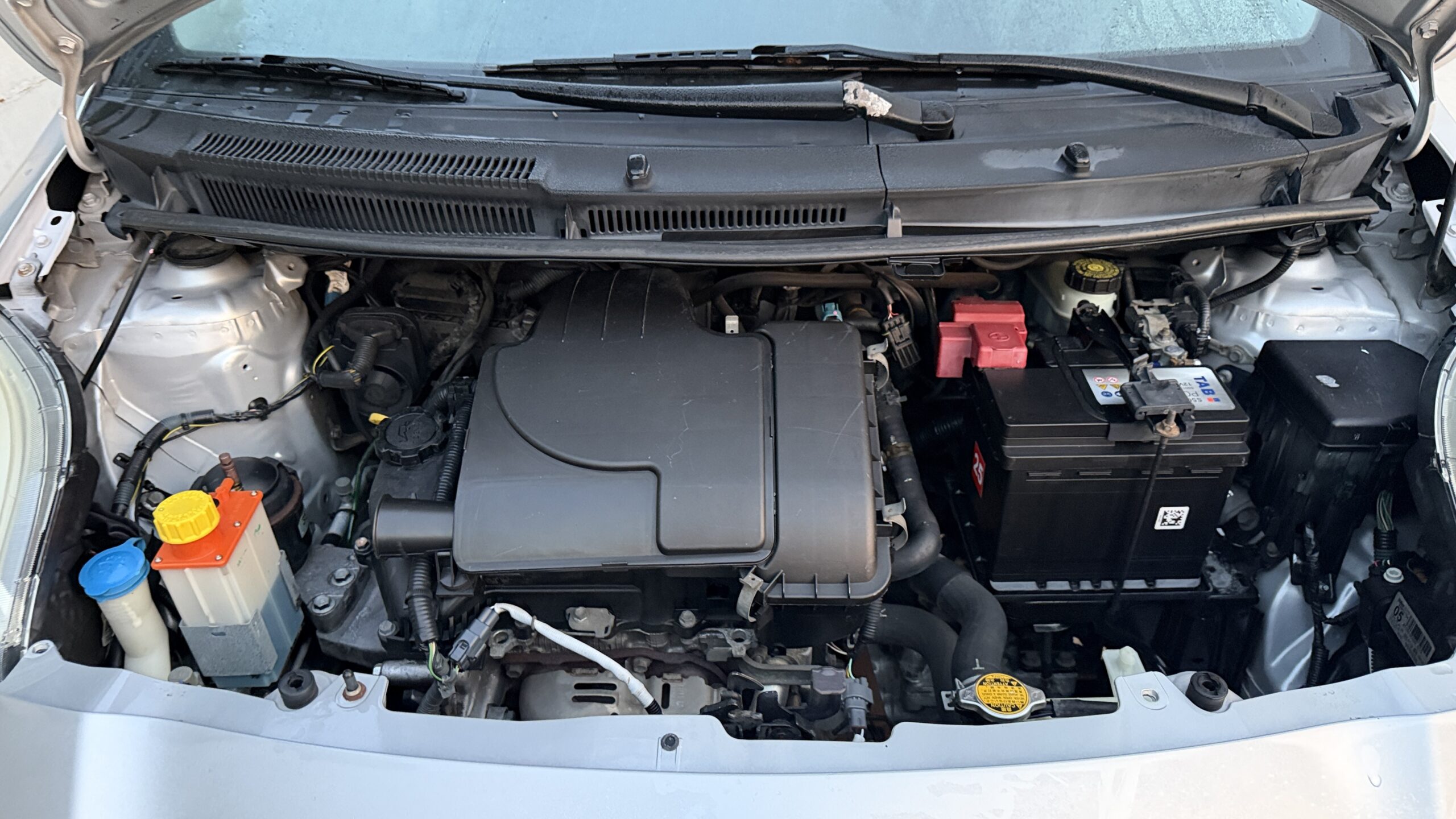 
								Toyota Yaris 1.0 Benzina\GPL Sol adatta neopatentati completo									