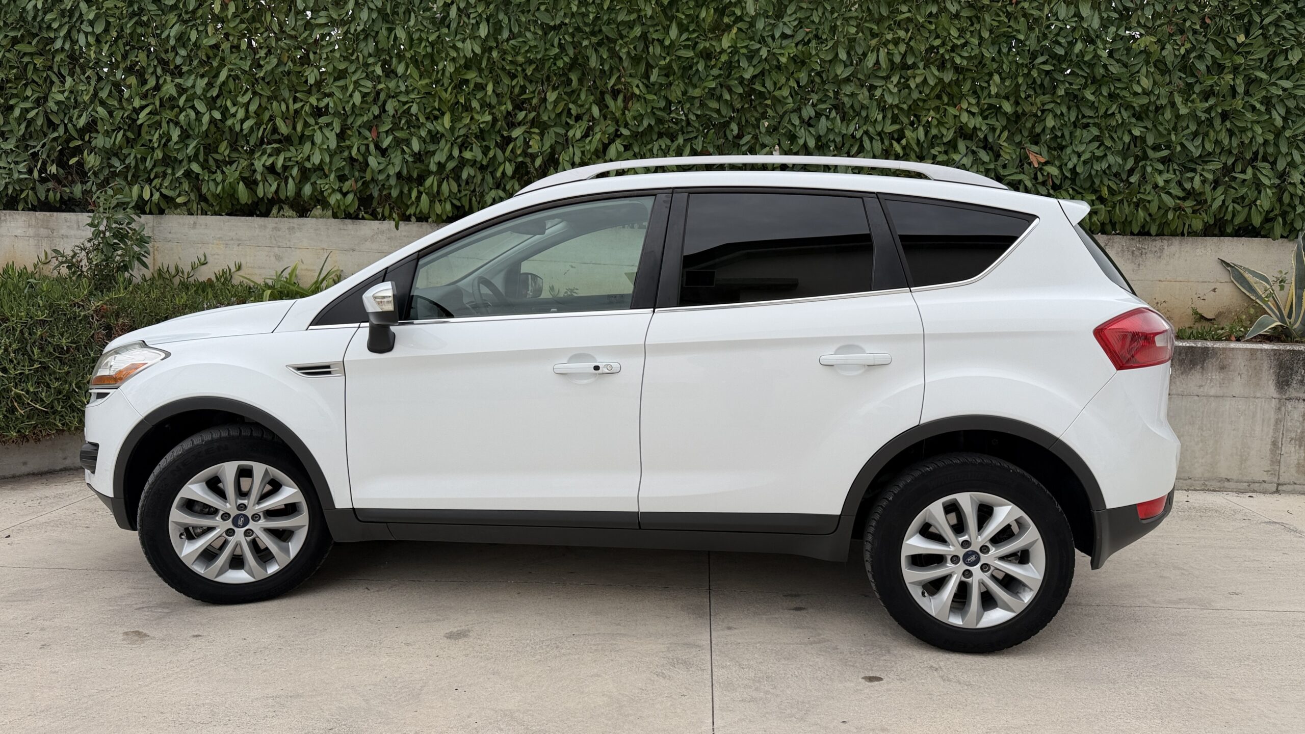 Ford Kuga 2.0 TDCi 140 CV 2WD Titanium