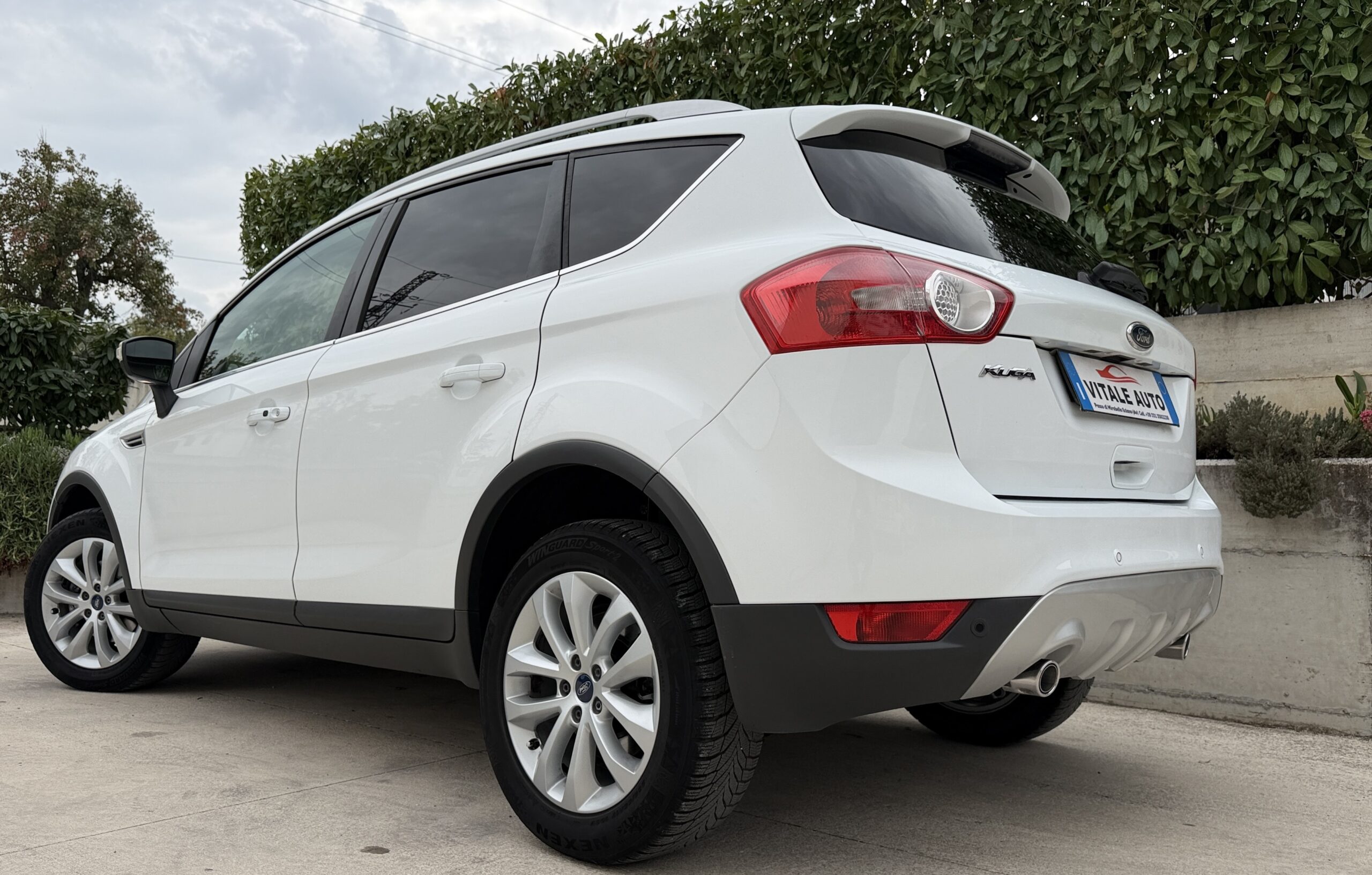 
								Ford Kuga 2.0 TDCi 140 CV 2WD Titanium completo									