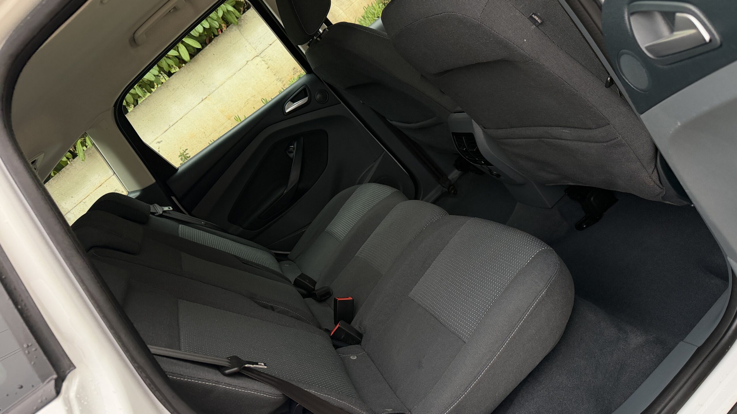 
								Ford C-Max 1.6 TDCI 95 CV. Start & Stop Titanium completo									