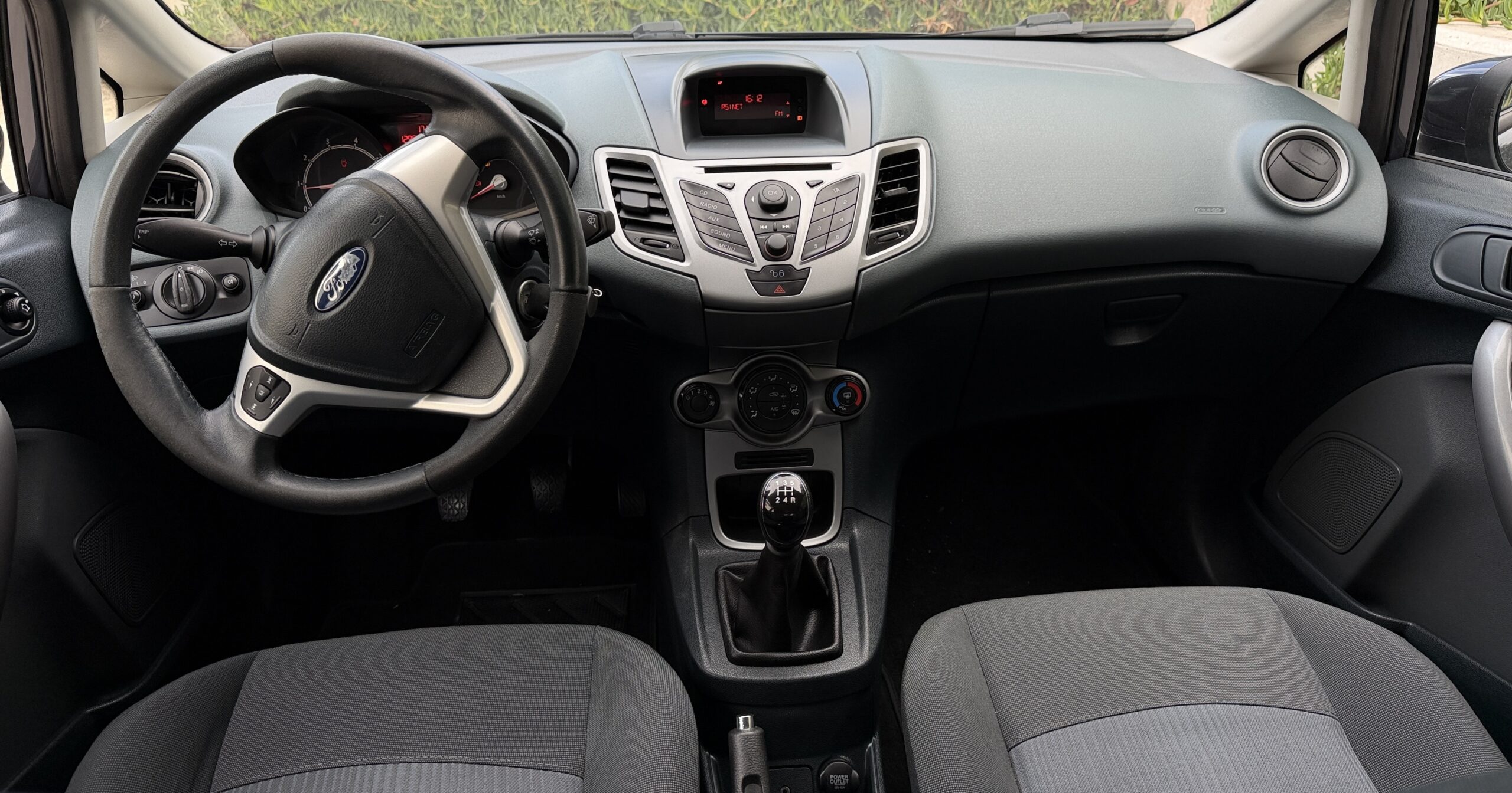 
								Ford Fiesta 1.2 KW 60 Titanium (Euro5B) Adatta neopatentati. completo									