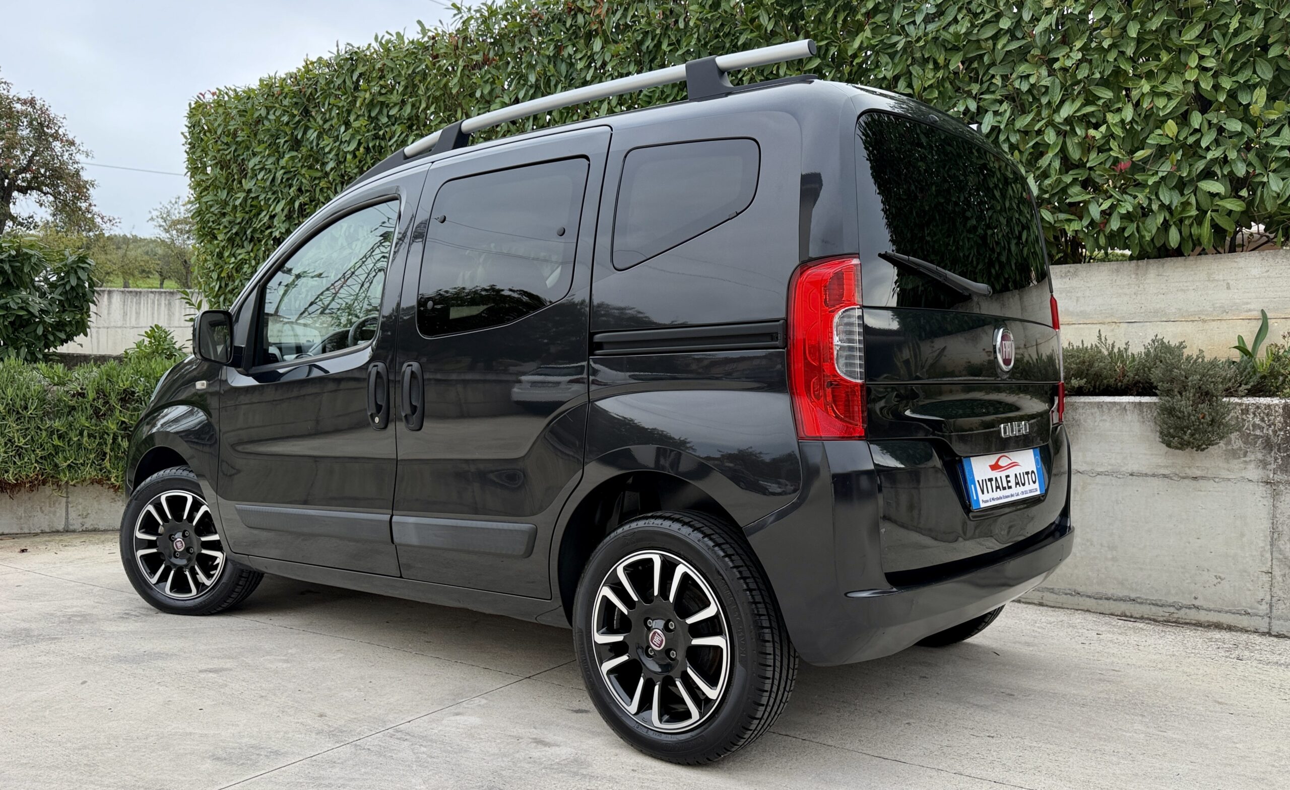 
								Fiat Qubo 1.3 MJT 80CV Lounge (E6),5 posti autovettura completo									