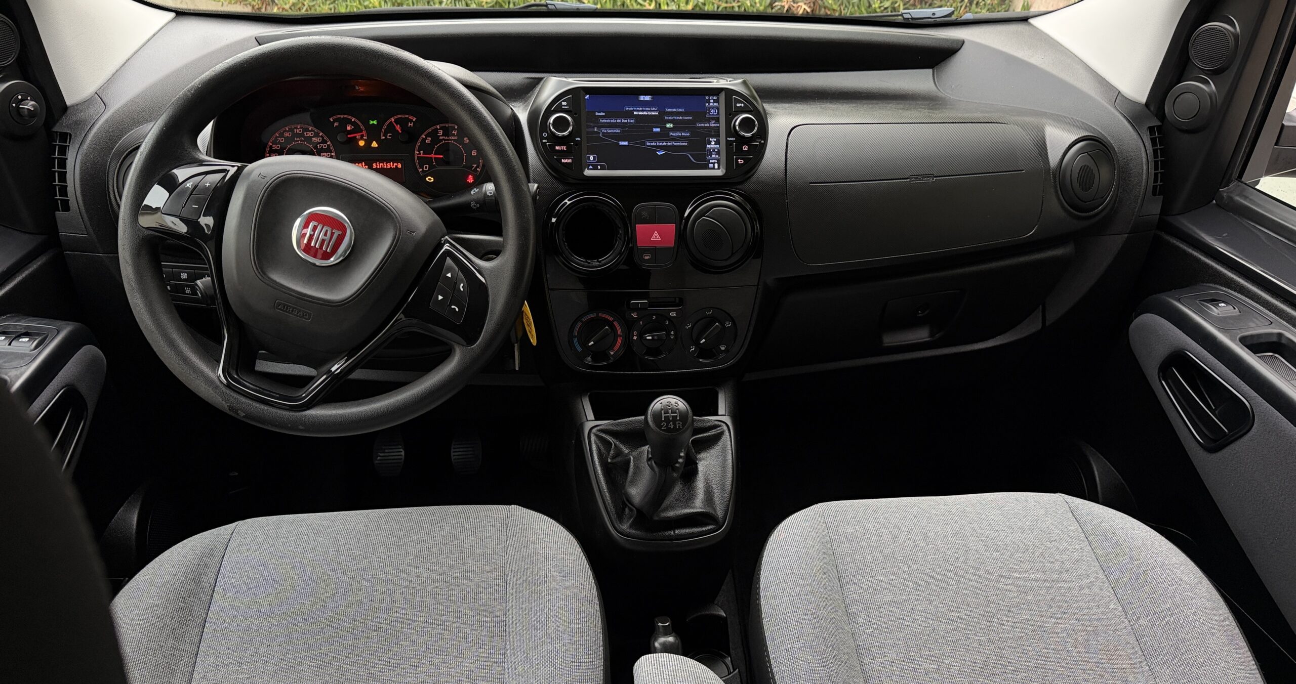 
								Fiat Qubo 1.3 MJT 80CV Lounge (E6),5 posti autovettura completo									