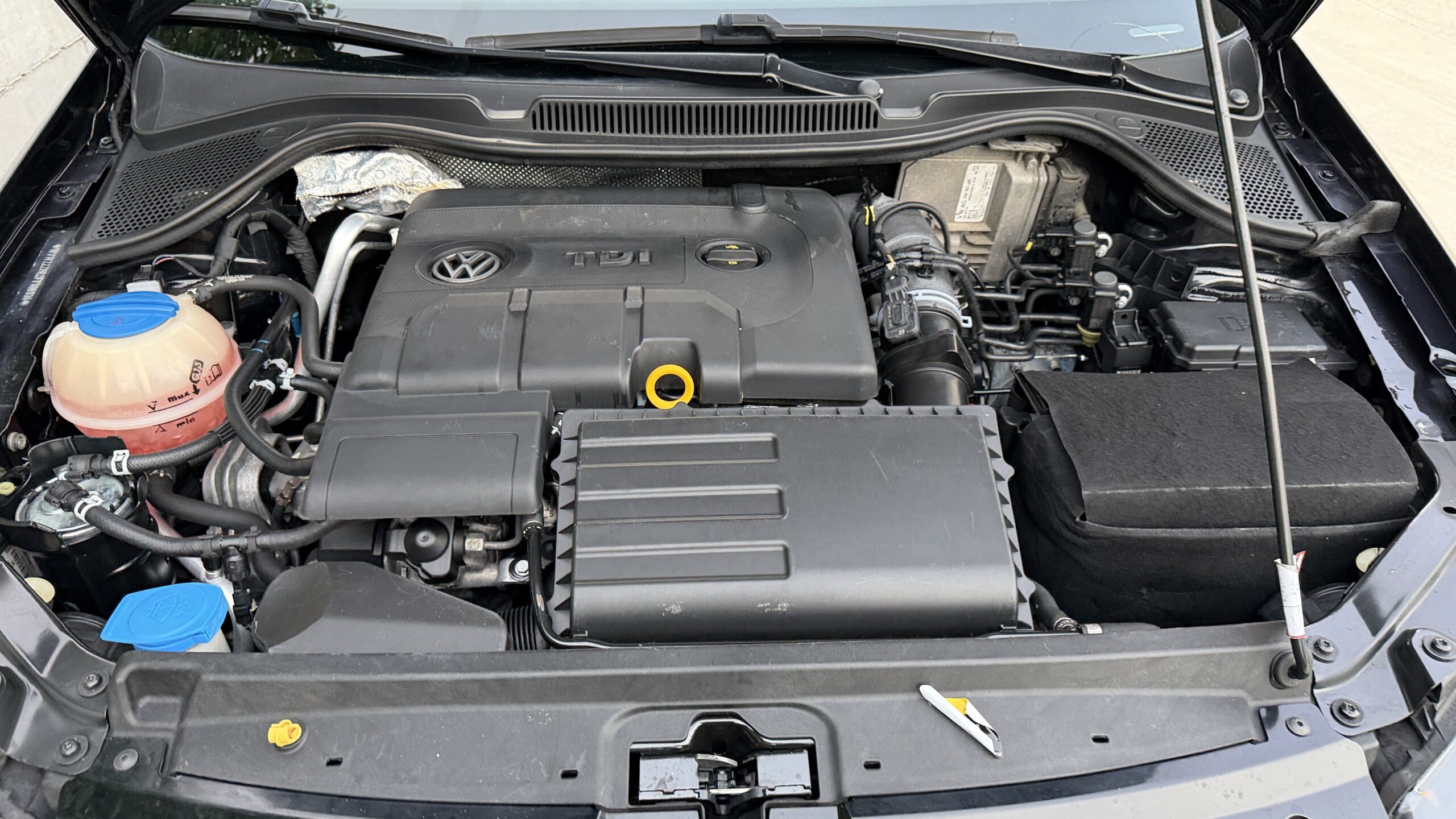 
								Volkswagen Polo 1.4 TDI 75 CV DPF 5P FRESCH BLUEMOTION TECHNOLOGY completo									