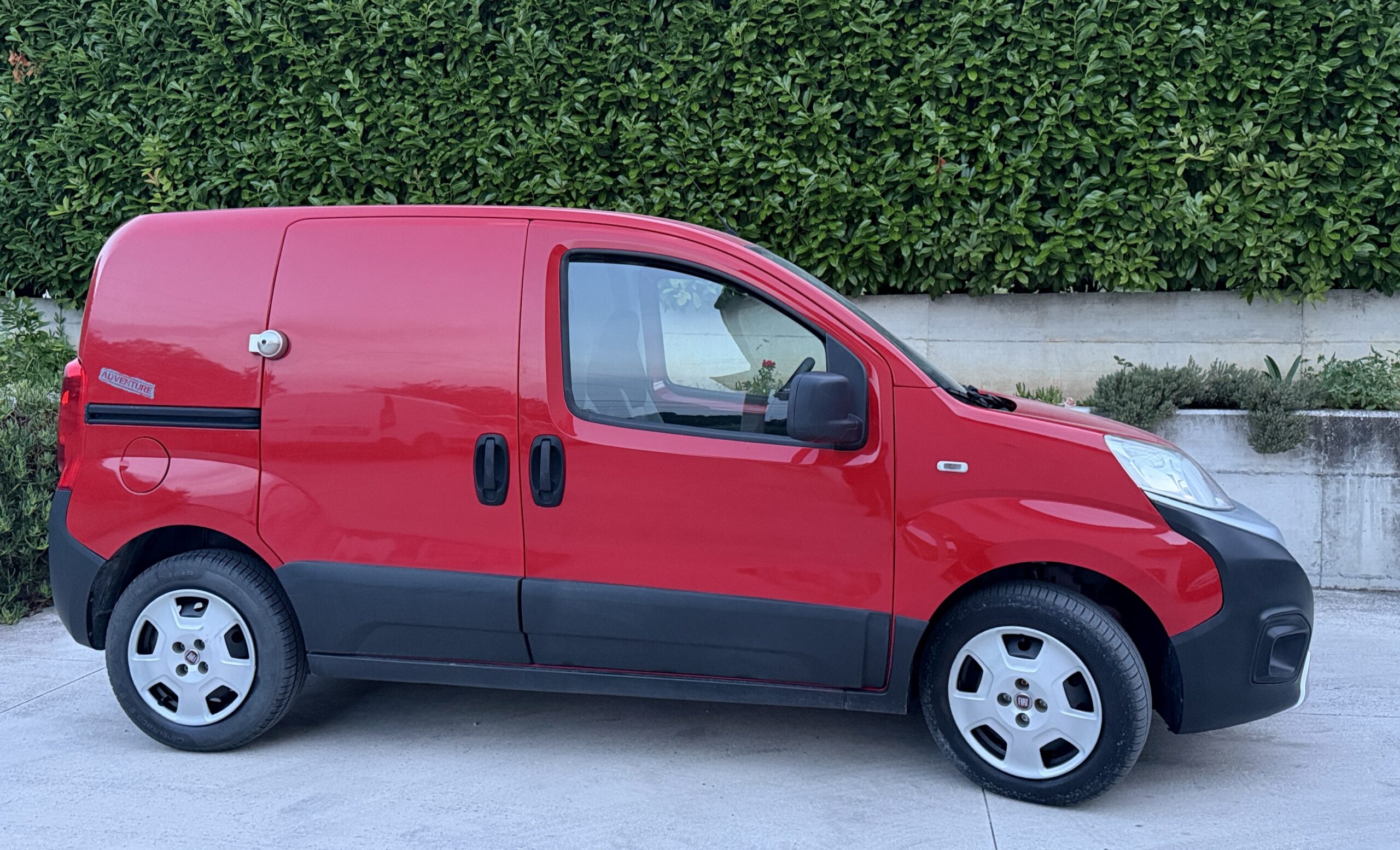 
								 FIAT FIORINO ADVENTURE 1.3 MJT 95 CV EURO6 completo									